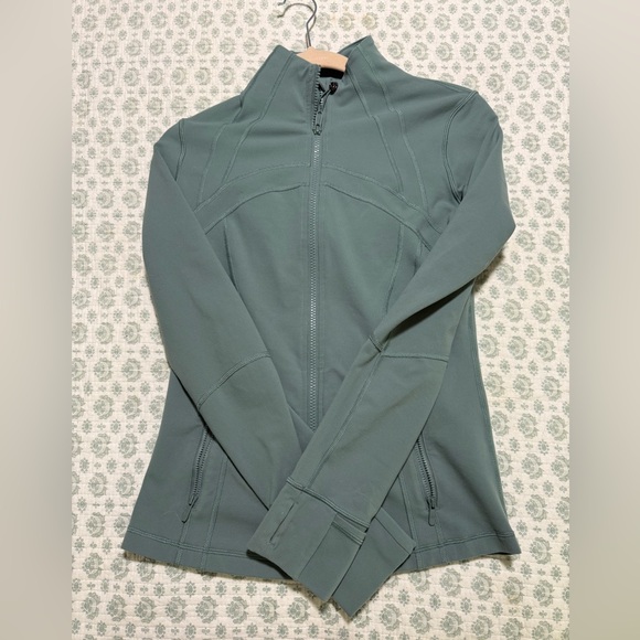 NWOT Women's Lululemon Define Jacket Size 8 Tidewater Teal